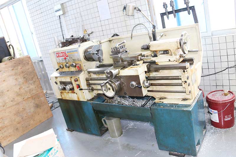 高低溫試驗箱廠家車床 高低溫試驗箱廠家車床